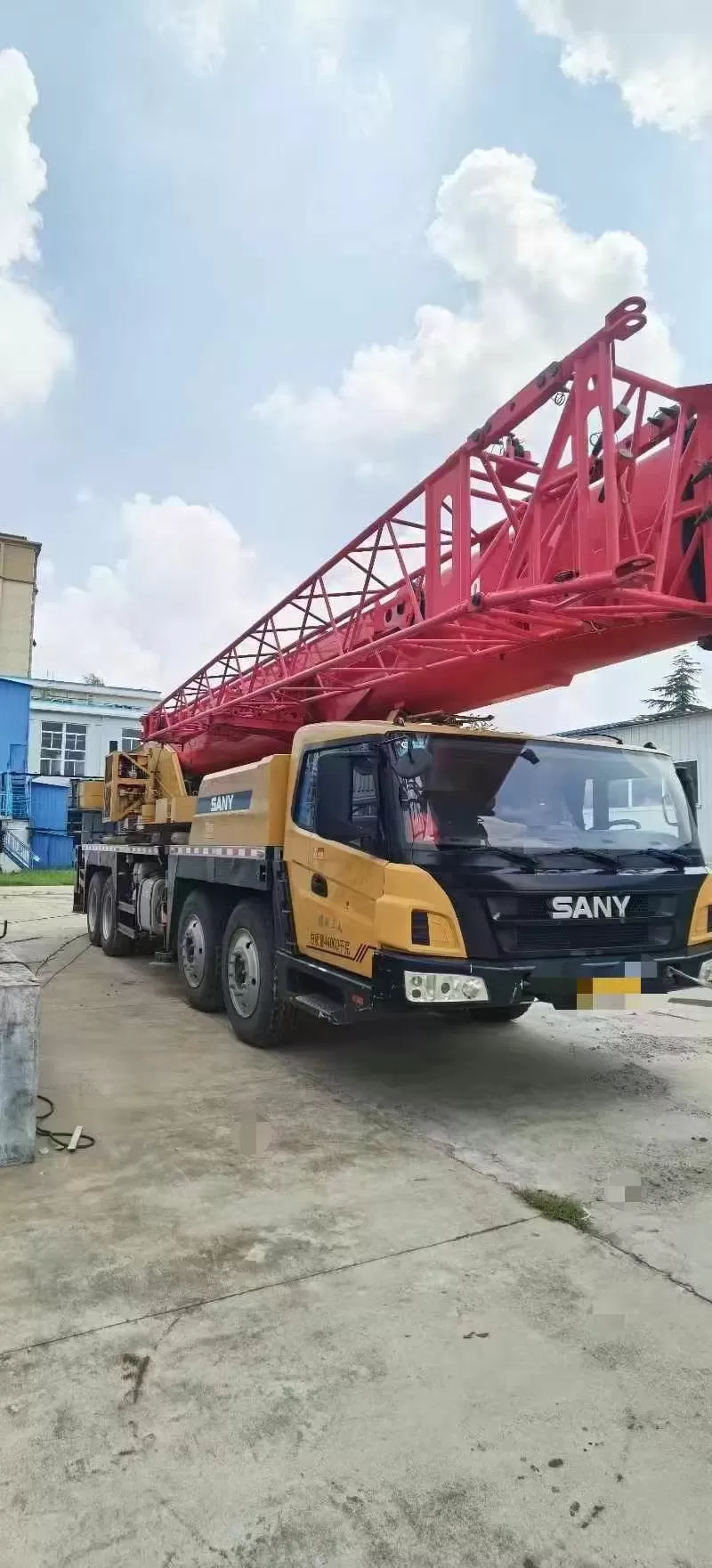 машина за подигнување на камионски кран кран на тркала користен кран sany 55t stc550t6 од 2020 година
