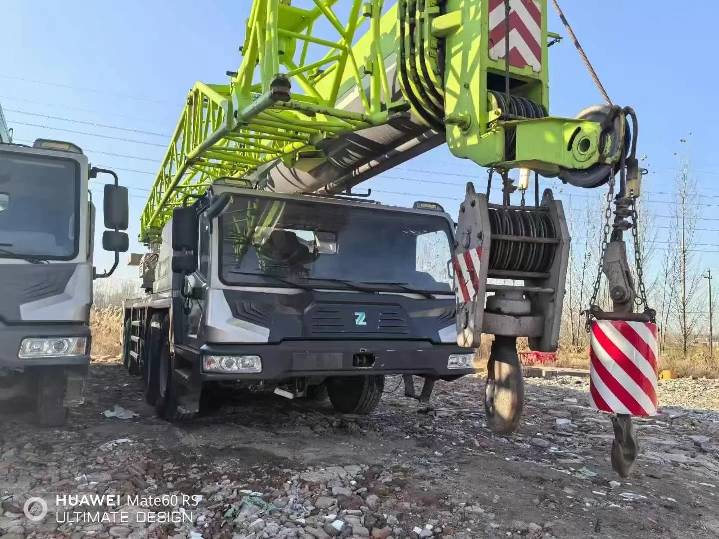 машина за подигнување камионски кран, користен кран zoomlion 80t 2018 кран на тркала